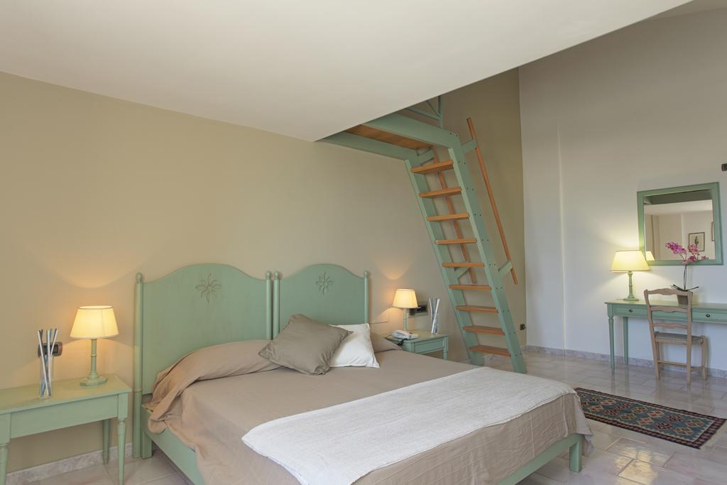 Hotel Puntamajata Реальмонте Номер фото